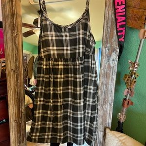 Wild Fable Plaid Dress. Size Large